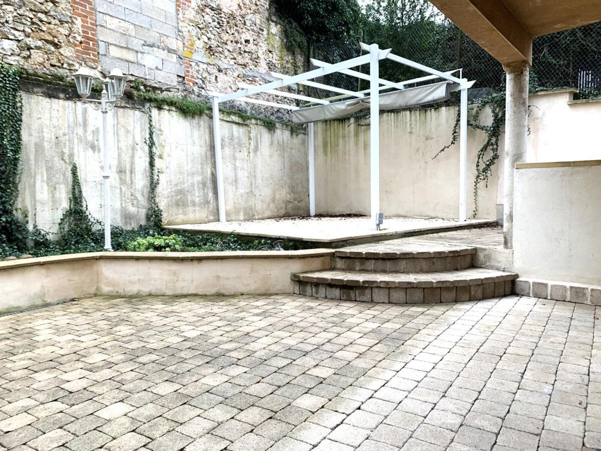 Apartment Confort Avec Terrasse Reims